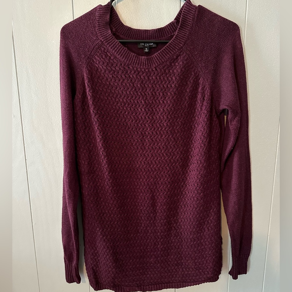 Women’s The Limited Crewneck Sweater. Size XS